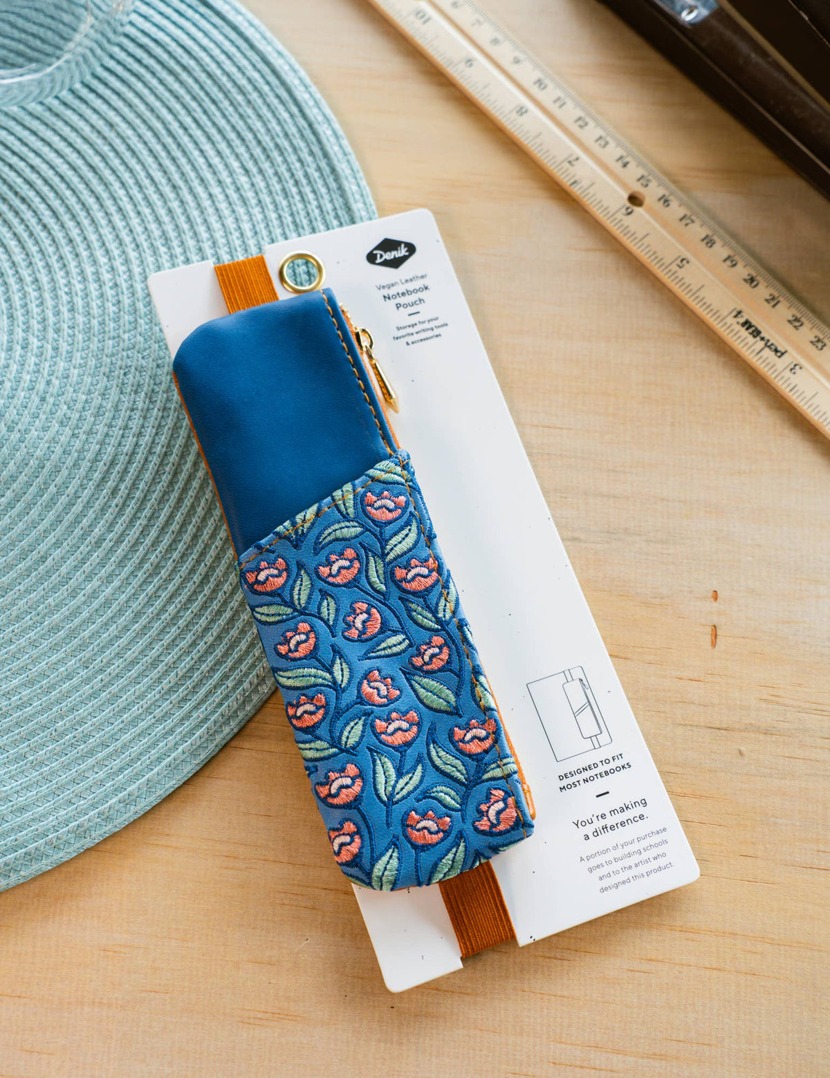 Denik - Creeping Floral Embroidered Notebook Pouch