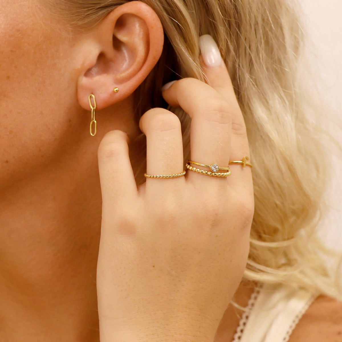 18K Gold Birthstone Stacking Ring: Size 7