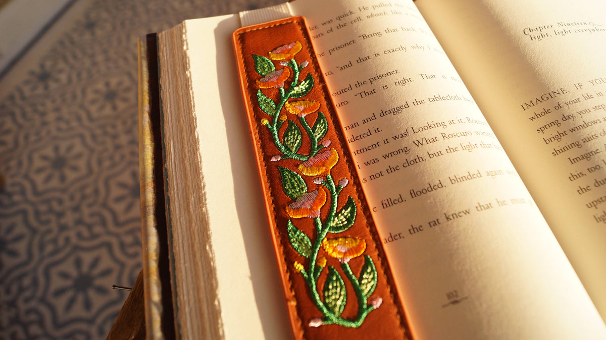 Denik - Molina Vine - Embroidered Elastic Bookmark