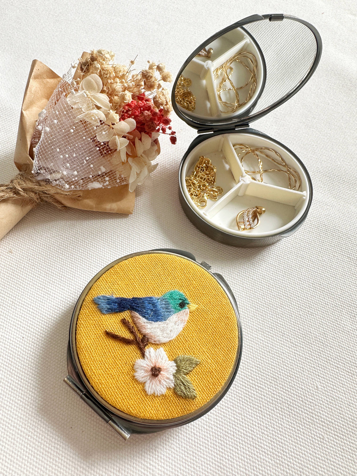Floral Embroidered Round Jewelry Box With Mirror | Flower Garden