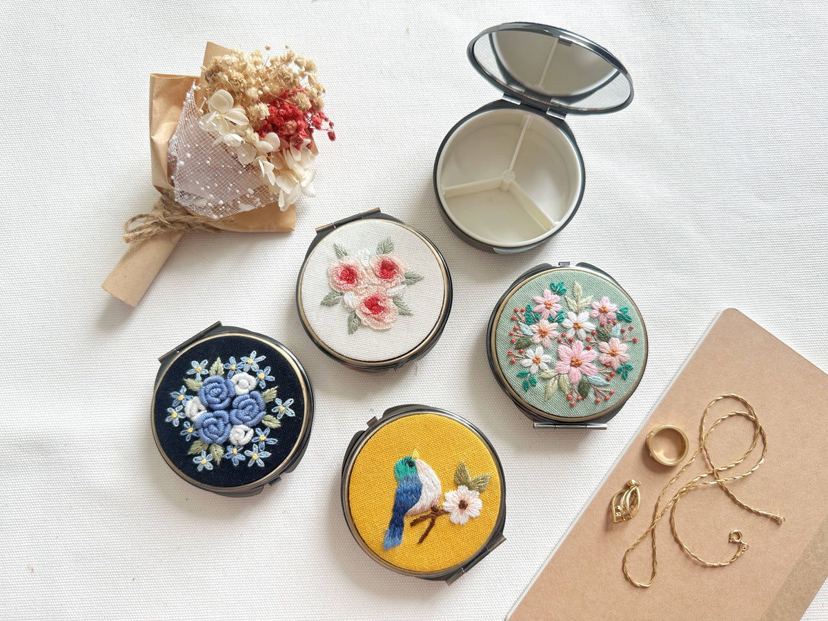 Floral Embroidered Round Jewelry Box With Mirror | Flower Garden