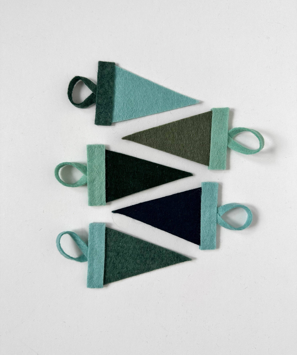 Magnet Pennant