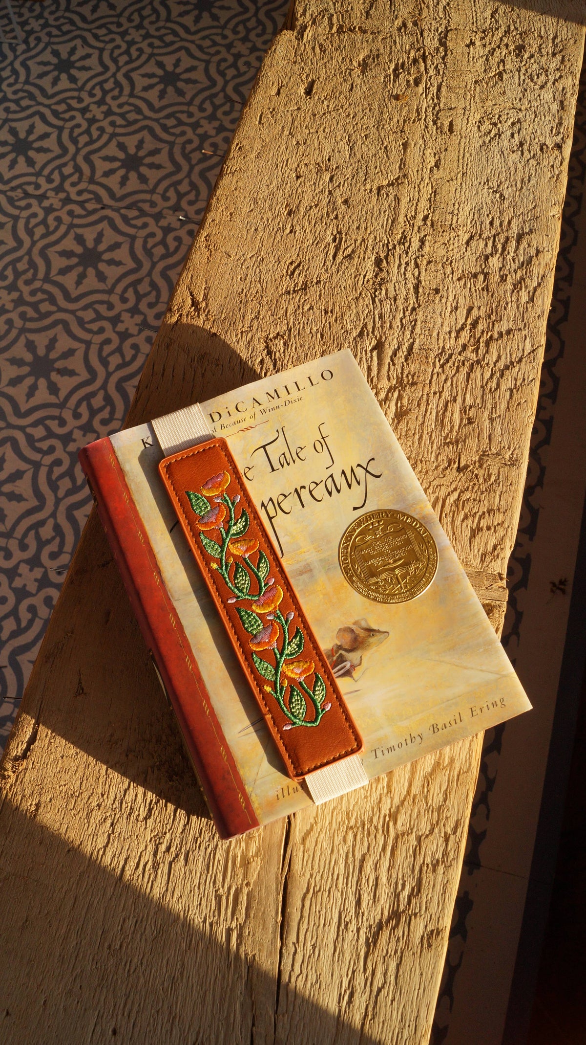 Denik - Molina Vine - Embroidered Elastic Bookmark