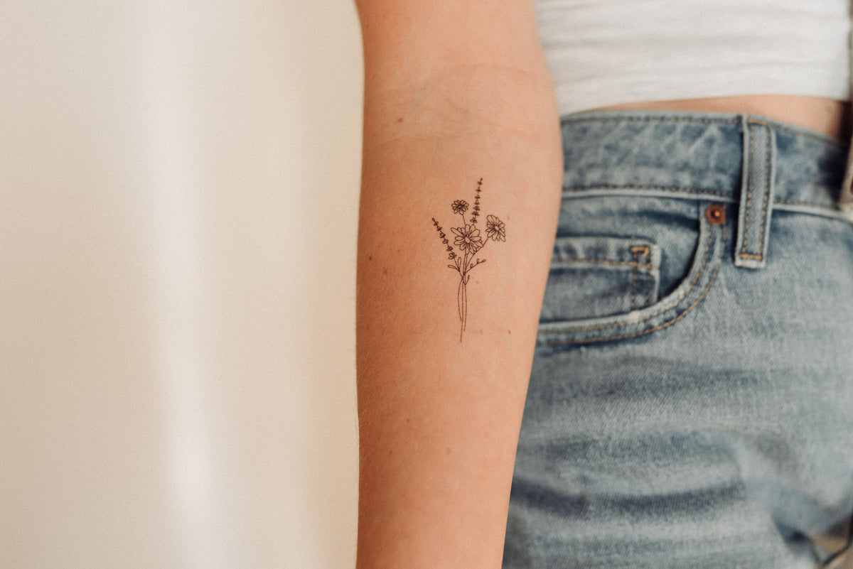 Saint Tattoos - Daisy Temporary Tattoos: Yellow