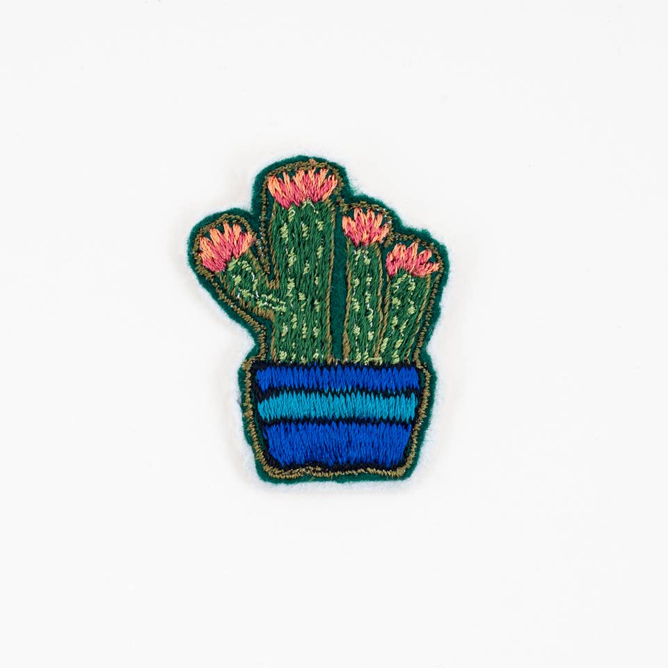 Hand Embroidered Pins: Sitting Bird