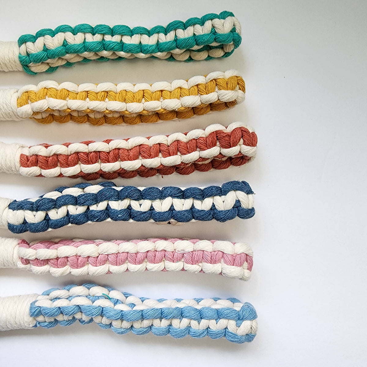 Macramé 2-Toned Cotton Wristlet