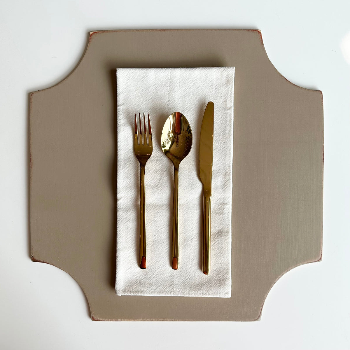 Everyday Elegant Wooden Placemats