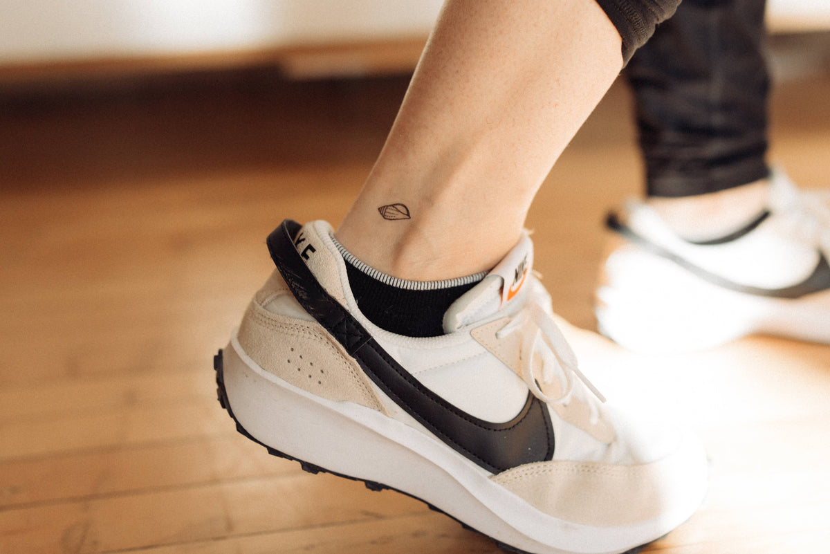 Saint Tattoos - Flash Temporary Tattoos: Yellow