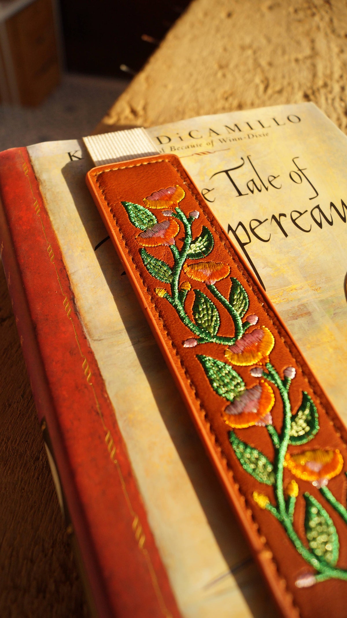Denik - Molina Vine - Embroidered Elastic Bookmark