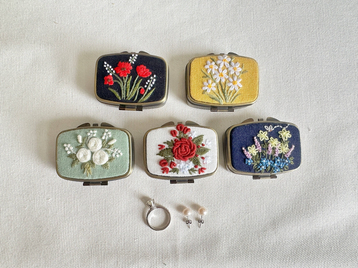 Floral Embroidered Rectangle Mini Jewelry Box With Mirror | Flower Garden