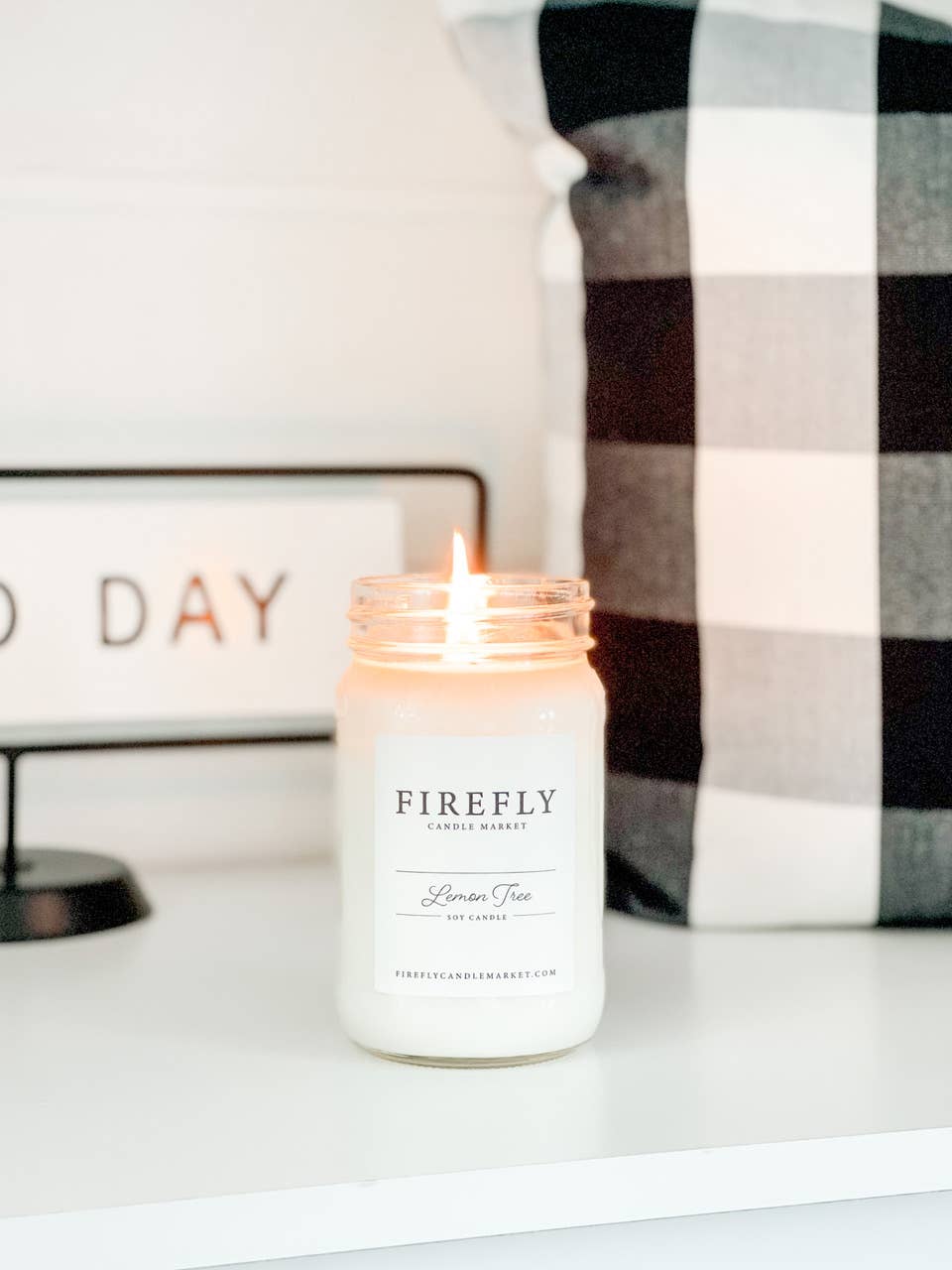 Firefly Candle Market - Lemon Tree: Large Candle
