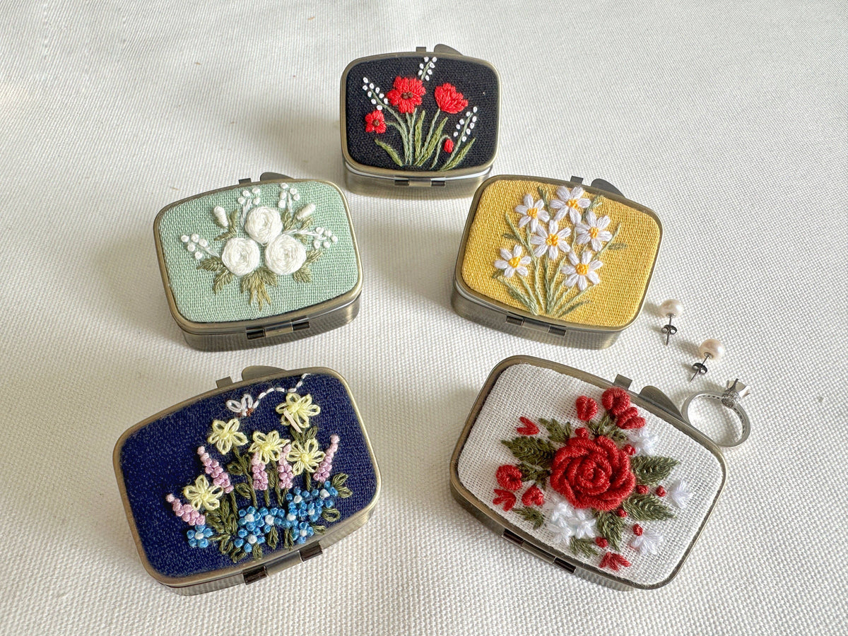 Floral Embroidered Rectangle Mini Jewelry Box With Mirror | Flower Garden