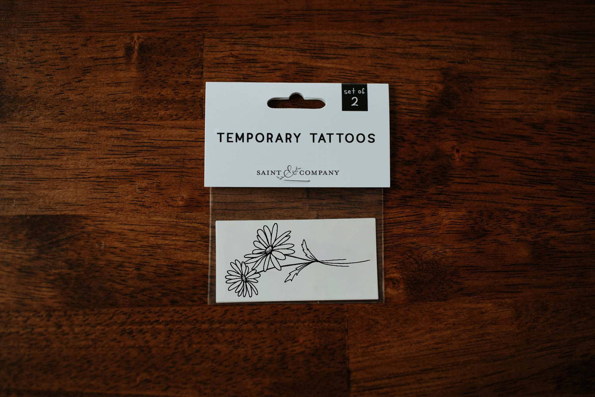 Saint &amp; Company - April Birth Flower - Daisy Temporary Tattoos