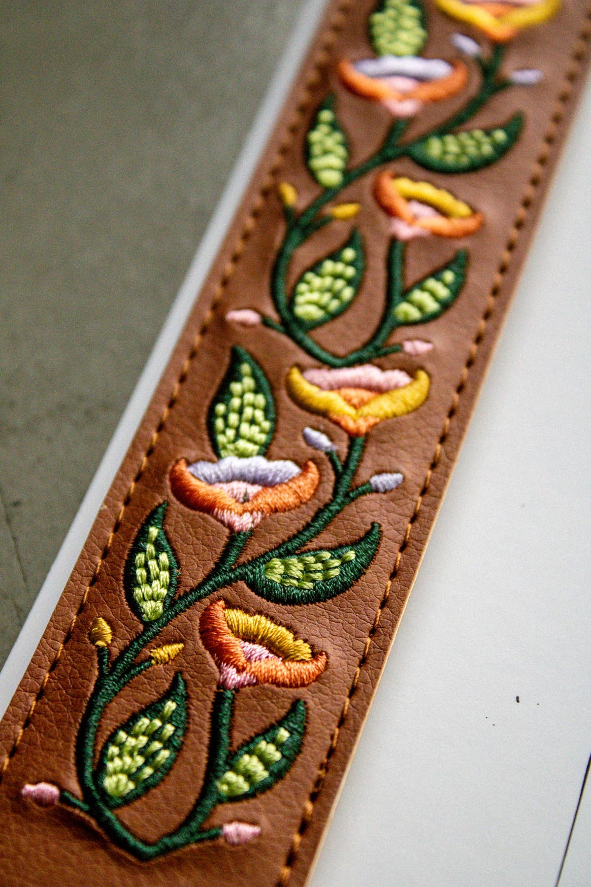 Denik - Molina Vine - Embroidered Elastic Bookmark