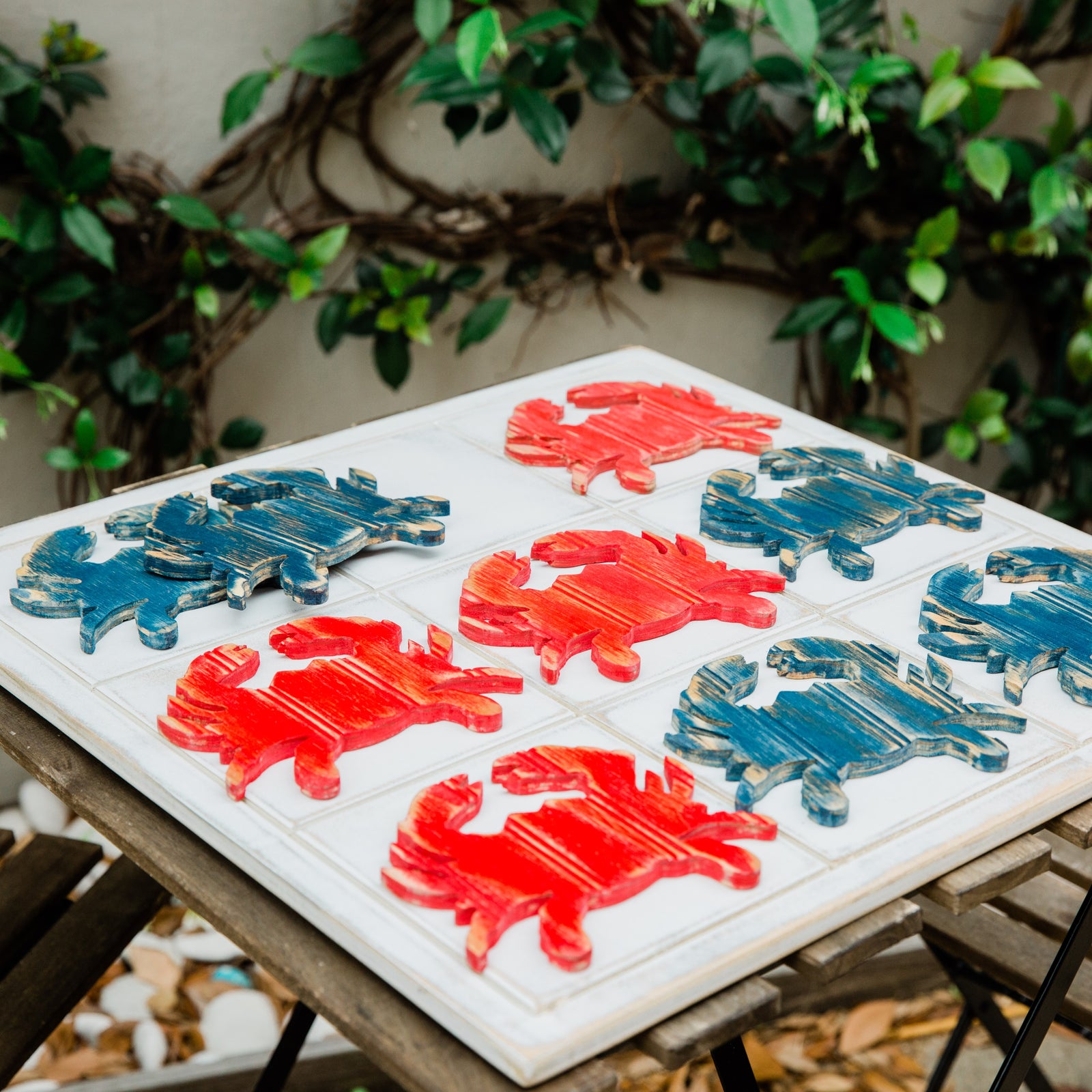 crab tic tac toe | Grace Graffiti