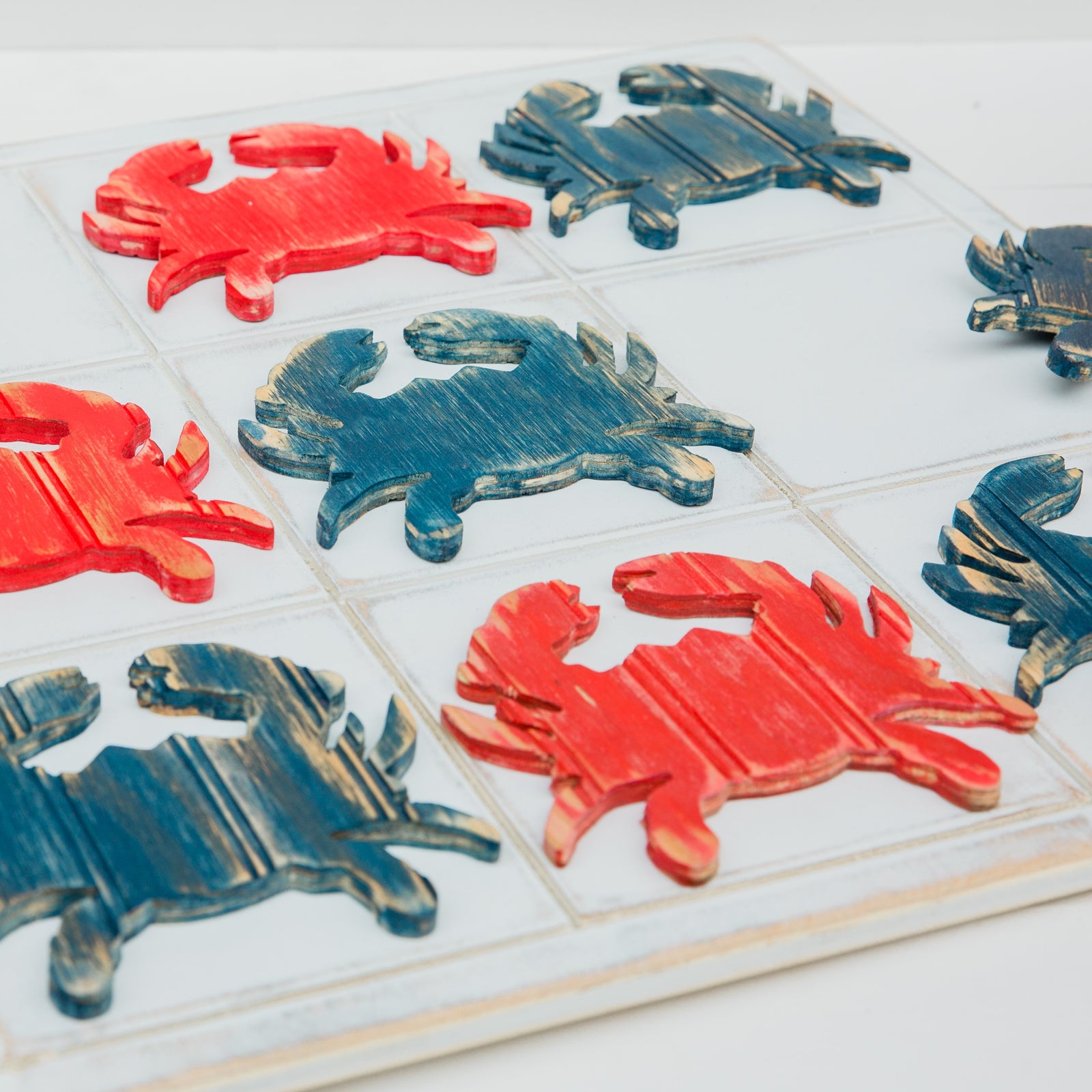 crab tic tac toe | Grace Graffiti