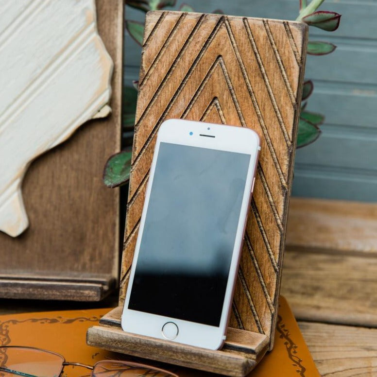 iPhone Stand Wood