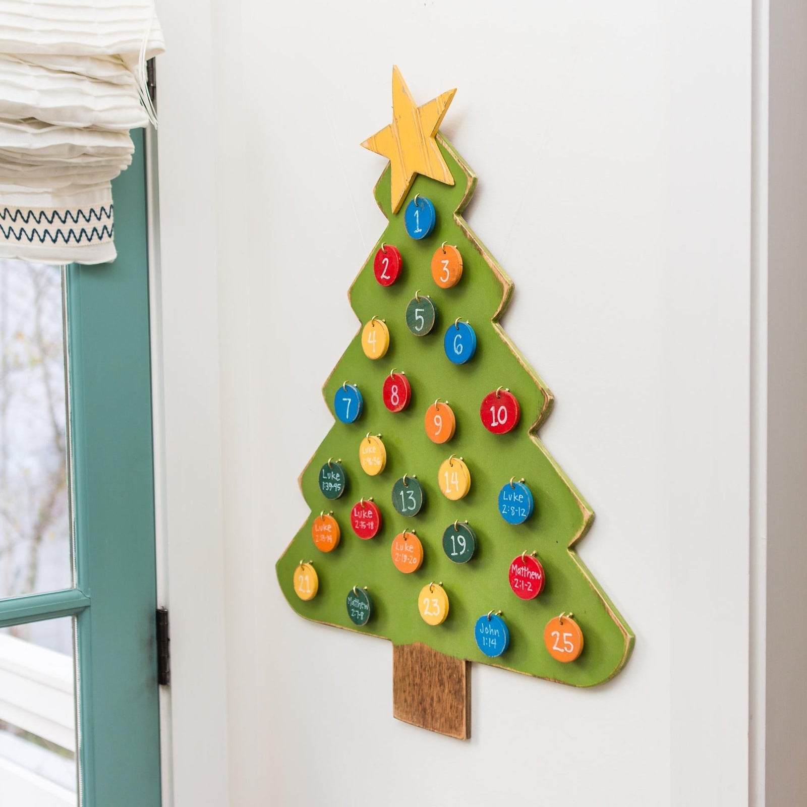 advent calendar christmas tree grace graffiti