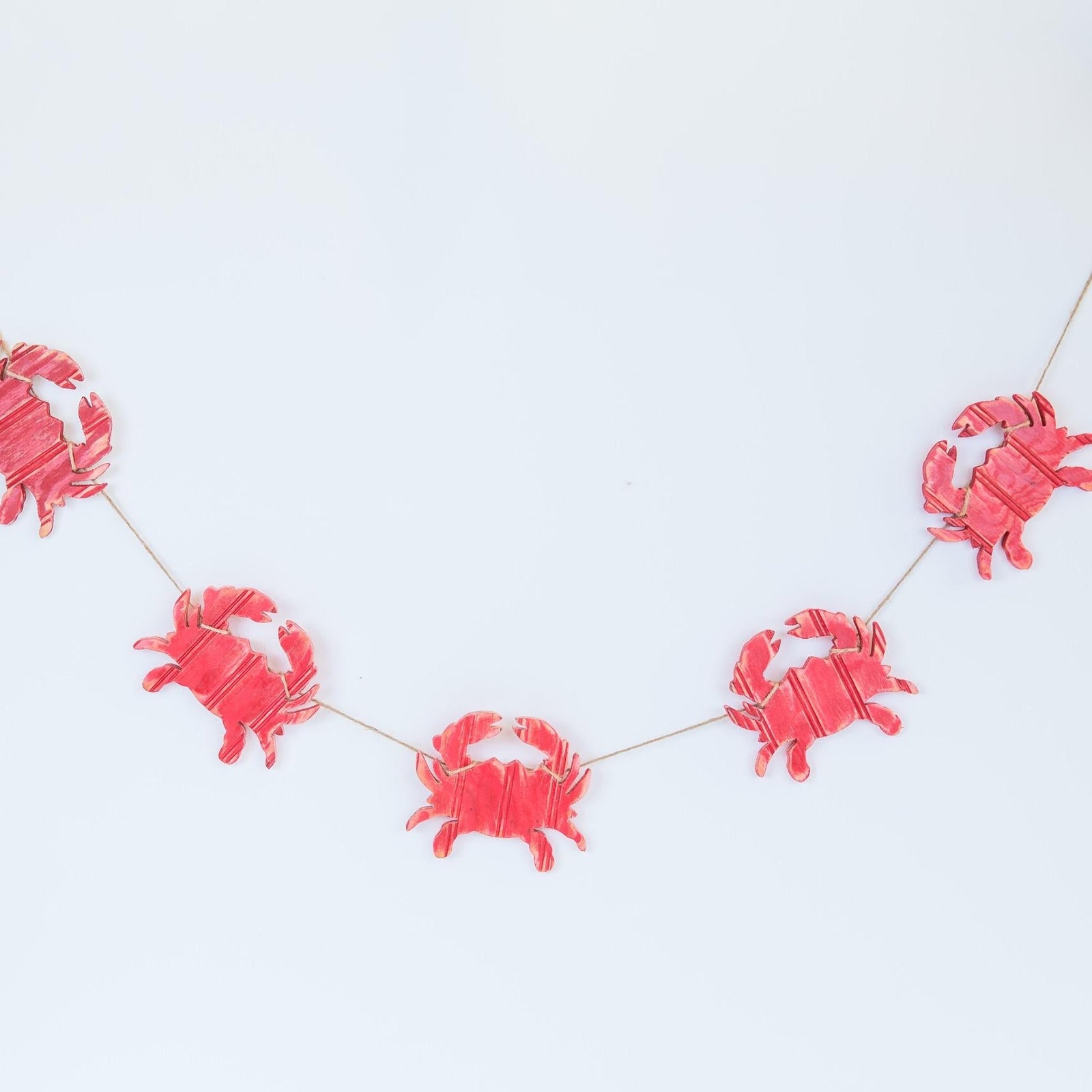 wooden crab garland  Grace Graffiti