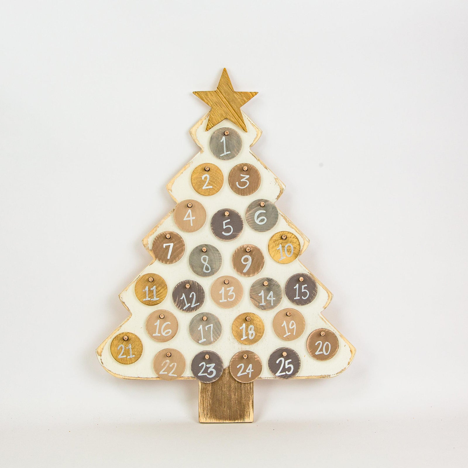 advent calendar christmas tree  grace graffiti